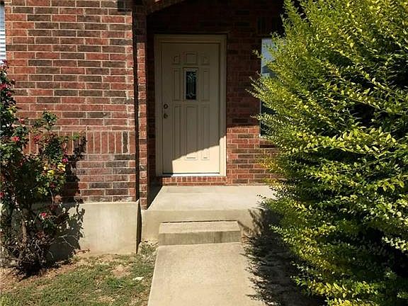 2nd image of 6305 Bridgewood Dr