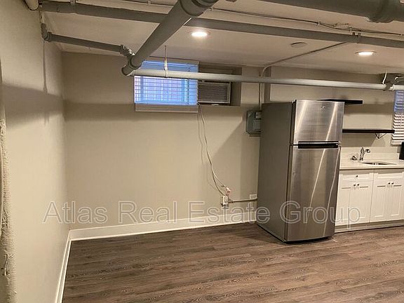 4th image of 1075-1085 N Clarkson St #12