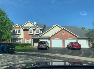 320 Charlotte Ct UNIT 2, Schaumburg, IL 60193