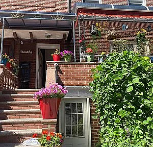 60-19 44th Ave Woodside NY | Zillow