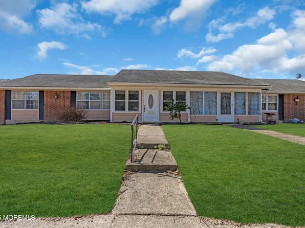 537 Dartmoor Court #C, Lakewood, NJ 08701