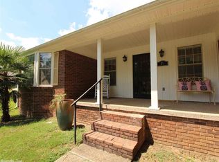 35 Laver Cir, Little Rock, AR 72210