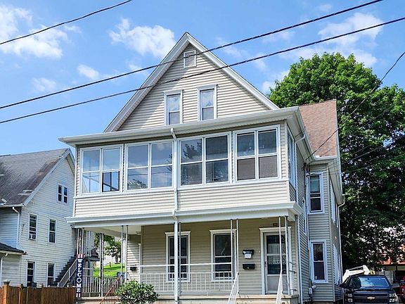 2nd image of 32-34 Oak Ave #32OAK