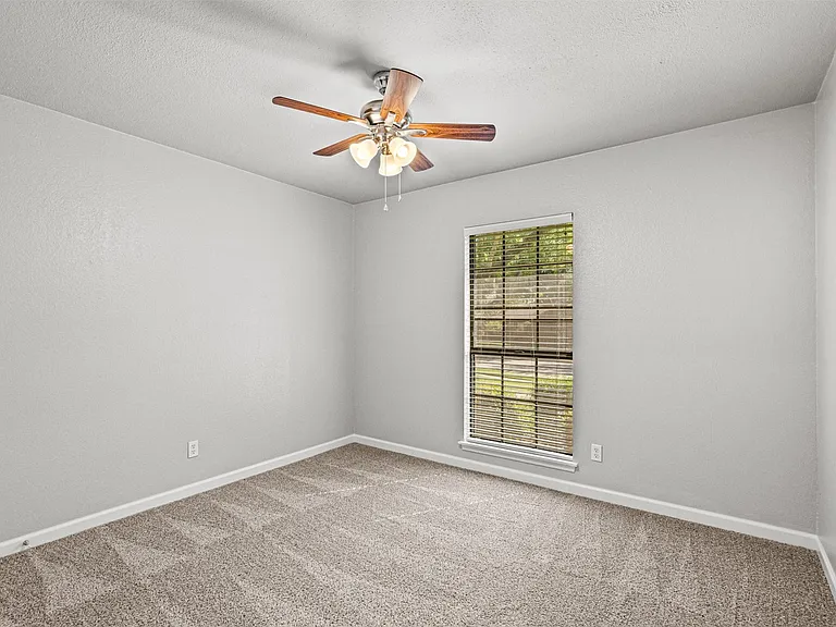 4219 Harvest Point Dr — Photo 20