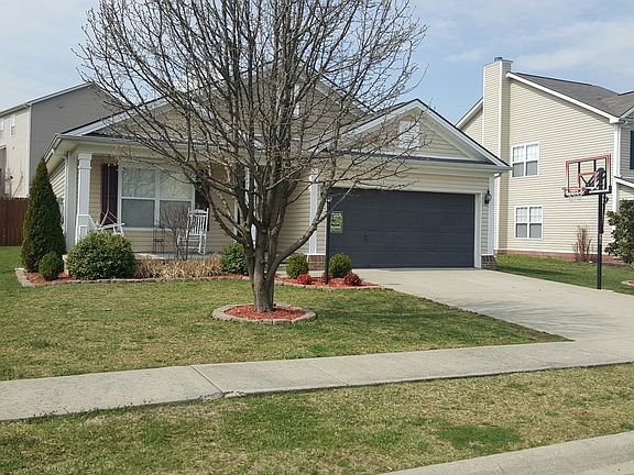 3rd image of 921 Cobble Dr
