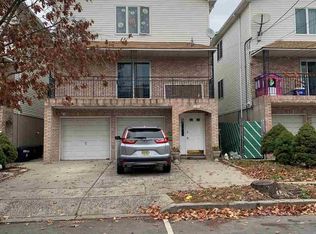89 Oak St, Bayonne, NJ 07002