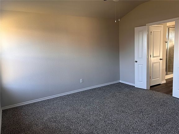 5th image of 1118 Verona Dr