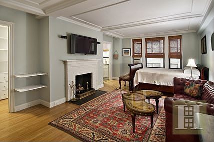 2nd image of 220 E 73rd St #5E