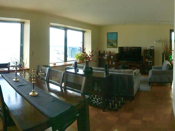 Living room dining room