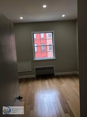 Rented by Metropolitan Property Group | media 11