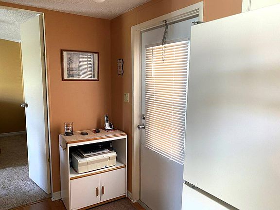 4th image of 231 Palm Dr
