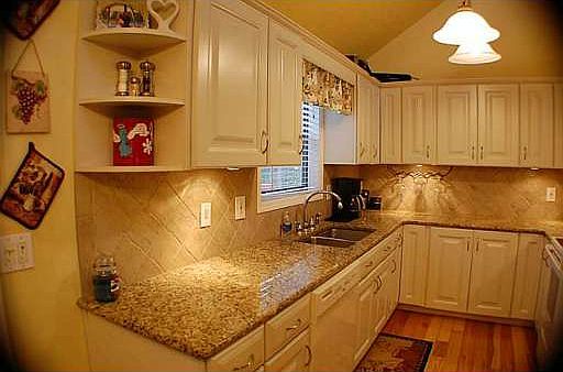 3rd image of 4515 Dover Ct