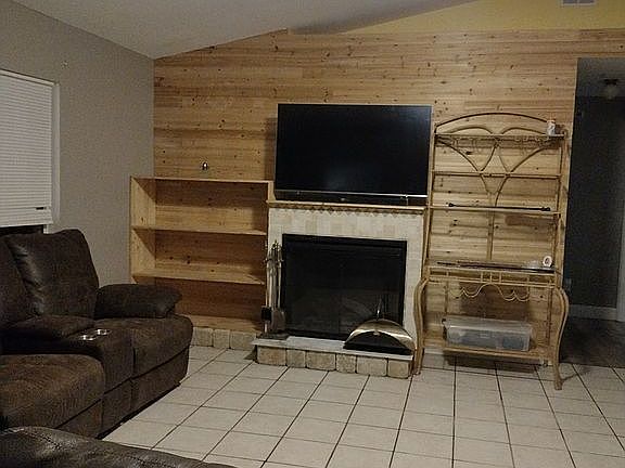 4th image of 8819 SE 120th Pl