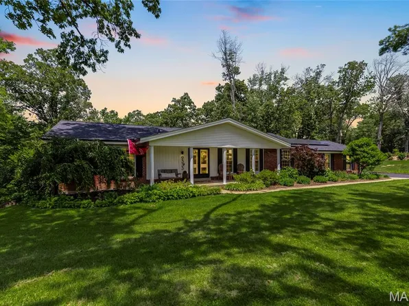 9333 Lincoln Dr, Saint Louis, MO 63127