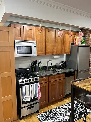 Rented by NorthStar REG LLC | media 19