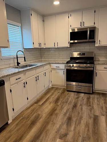 12 Pershing Dr Photo 1