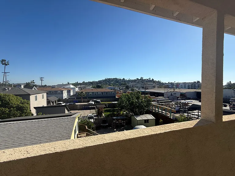 4860 Palm Ave — Photo 34