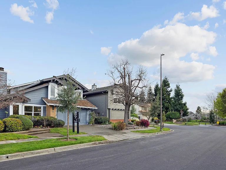 30 Sea Brg — Photo 28