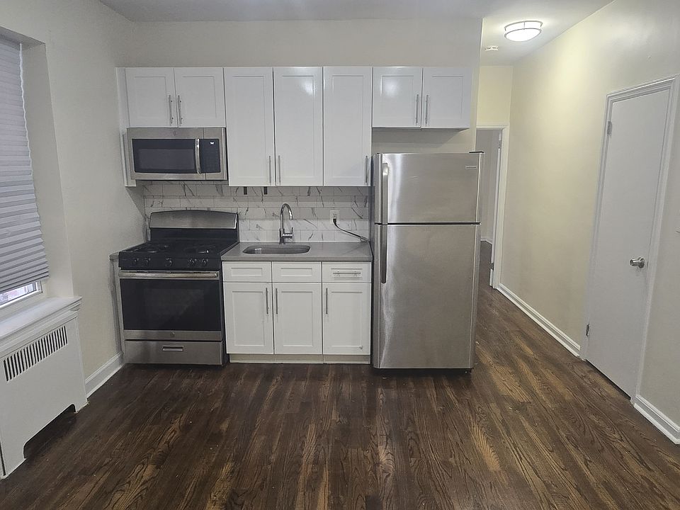 1st image of 824 Avenue C APT C4
