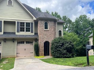 366 Licklog Rdg, Hayesville, NC 28904