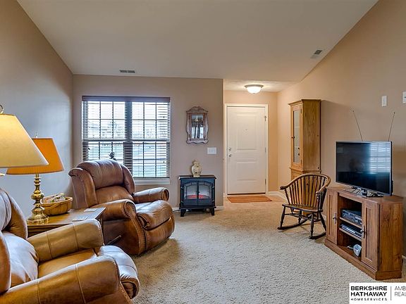 5th image of 2949 N Laverna St