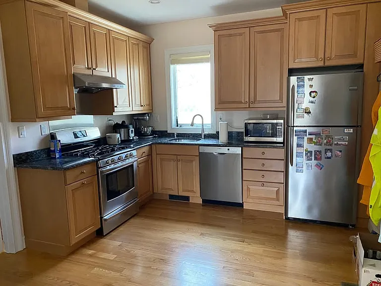 Augustus Rd — Photo 12