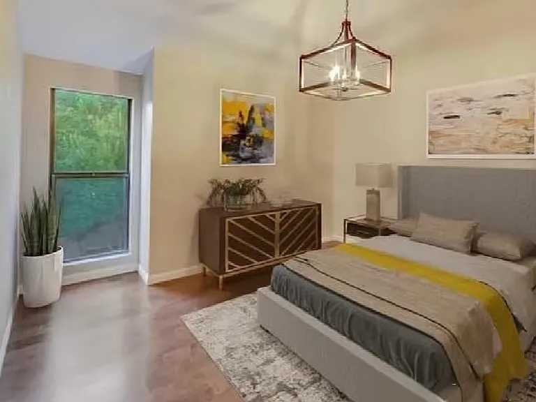 1670 Parkside Dr — Photo 1