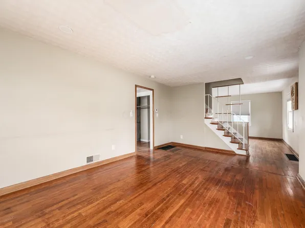 1167 Duxberry Ave, Columbus, OH 43211