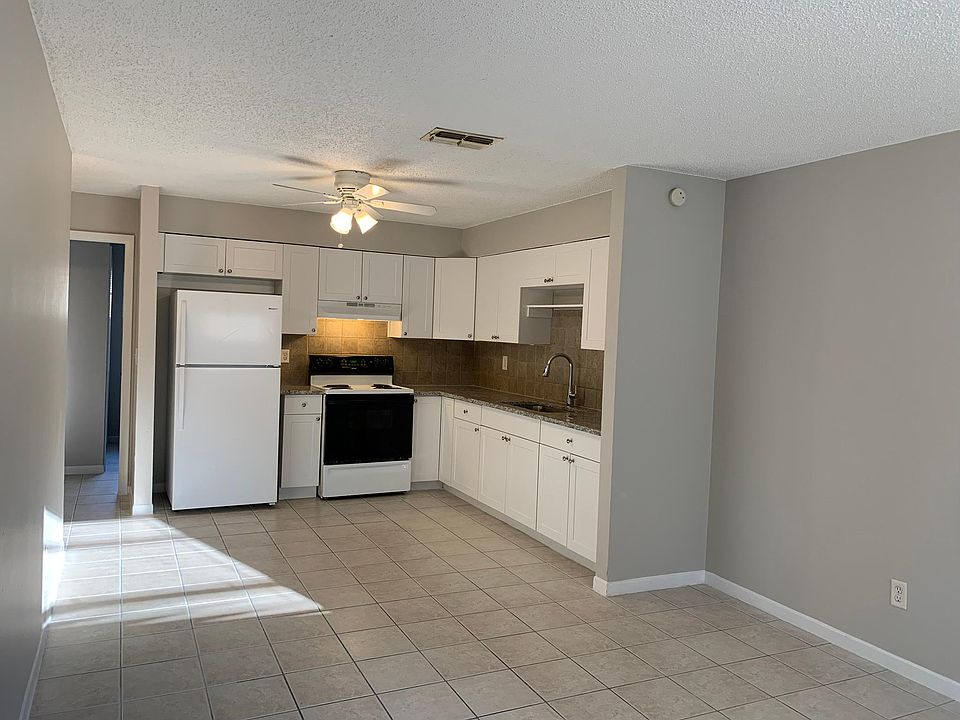 1st image of 1503 E Linebaugh Ave APT A