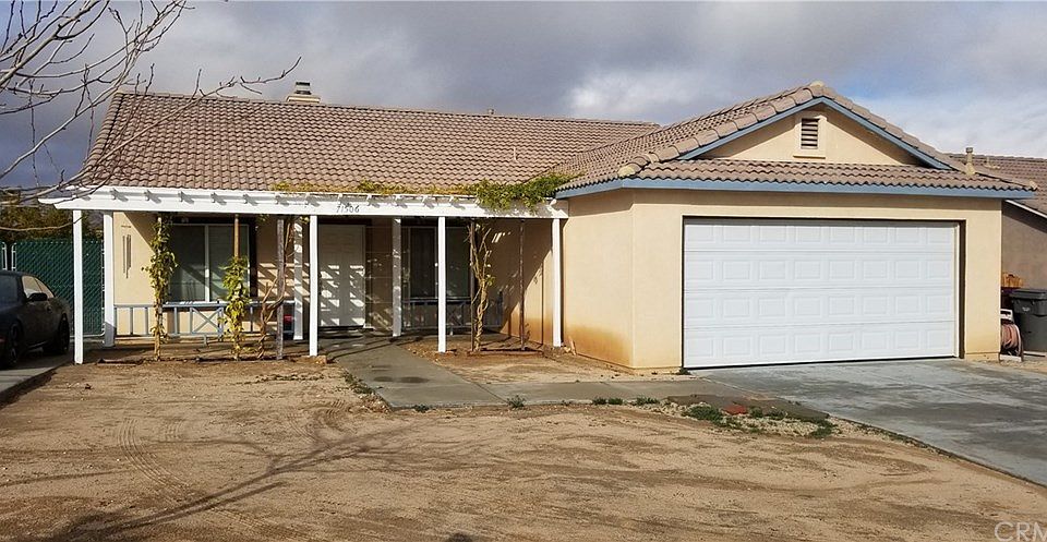 1st image of 71506 Sun Valley Dr