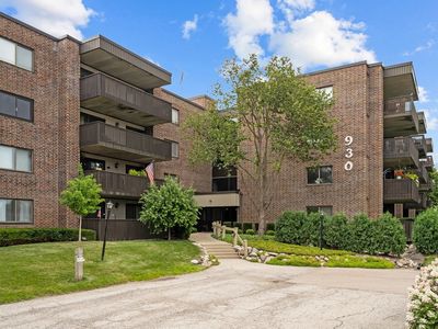 930 Taylor Dr APT 310, Gurnee, IL, 60031