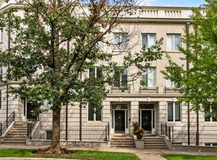 213 Walmer Rd, Toronto, ON M5R 3P7