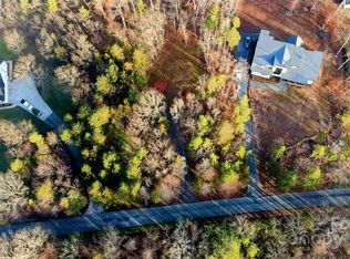 9608 Regent Dr, Davidson, NC 28036