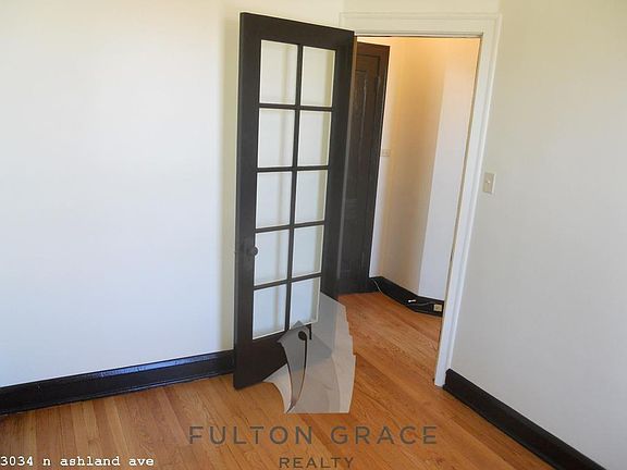 5th image of 3034 N Ashland Ave #914