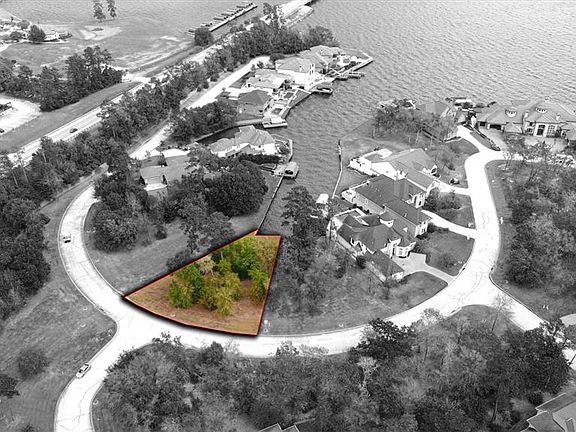 2nd image of 174 Bentwater Bay Dr