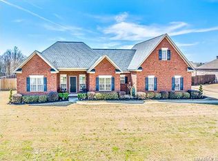 321 Jennifer Ln, Deatsville, AL 36022