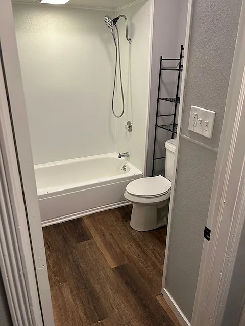 3 bed, 696 sqft, $1,600 — Photo 4