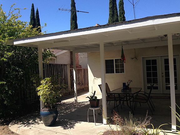 5th image of 1218 Arlington Ln