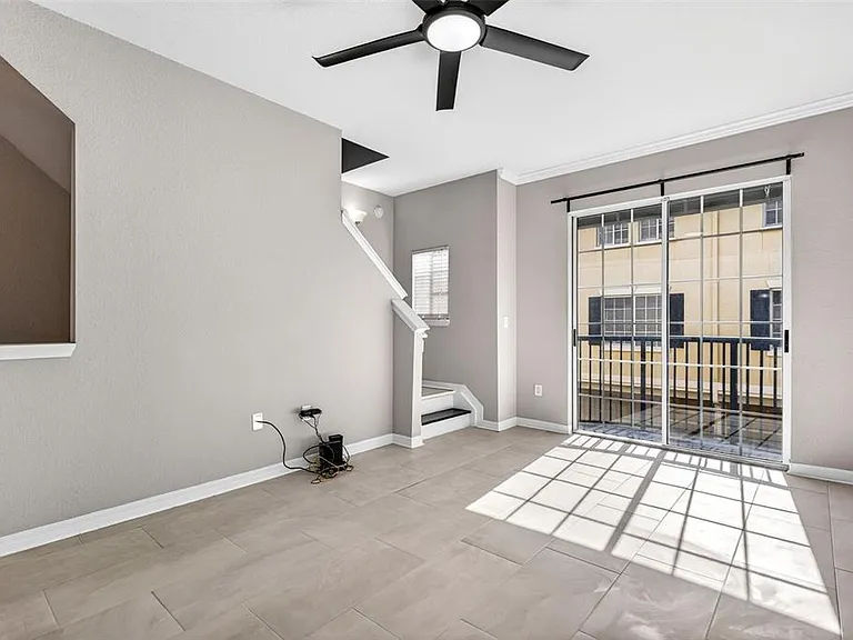 105 Bradford Beach Ct #105 — Photo 8