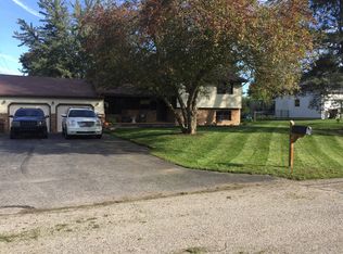 599 Devon Dr, Eaton Rapids, MI 48827