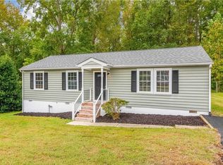 16216 Mistora Rd, Chester, VA 23831