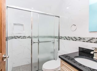 15031 14th Ave, Flushing, NY 11357