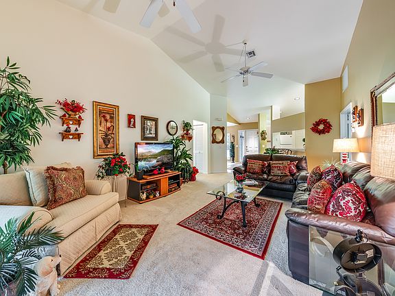 2nd image of 21683 Sungate Ct