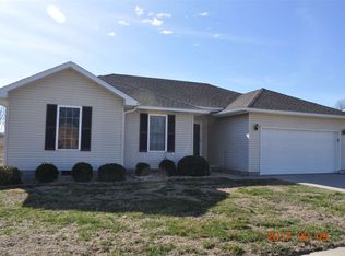 1141 W Cobblefield Dr, Rockport, IN 47635