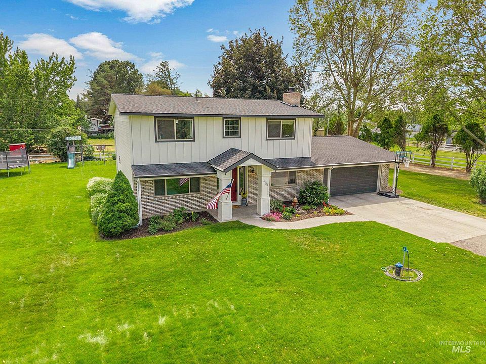 1st image of 4125 E Green Meadow Dr