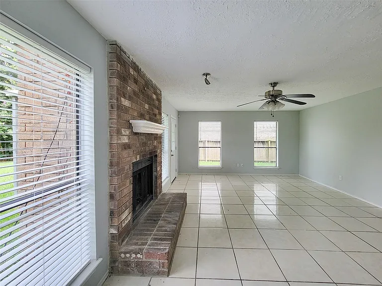 1454 Plumwood Dr — Photo 16