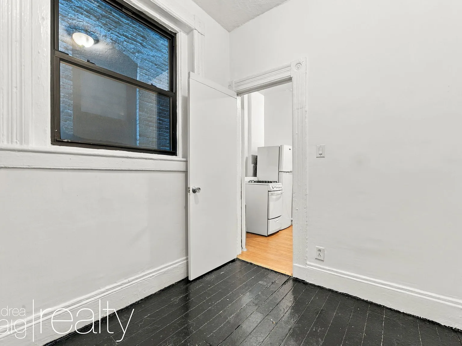 227 East 28th Street — Photo 4