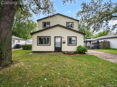19218 Birmingham St, Roseville, MI, 48066
