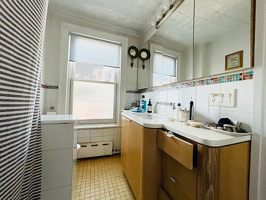 Rented by Level Group | media 19