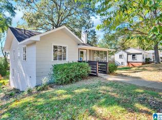 915 8th Ave, Midfield, AL 35228